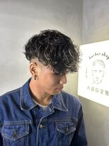 刈部倶楽舞 難波店 スペインカール/外国人風スタイル/フェード/メンズハイライト