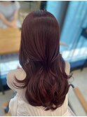 ブリーチなしでつくるワインレッドカラー×レイヤーカット○伊藤