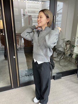 デヴェロペ(Devellope.) ブロンドベージュ　ハイトーンボブ