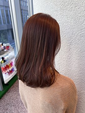 エルサフィロ ヨドヤバシ(el zafiro yodoyabashi) くびレイヤー前髪エモージュ小顔レイヤーカット20代30代40代50代