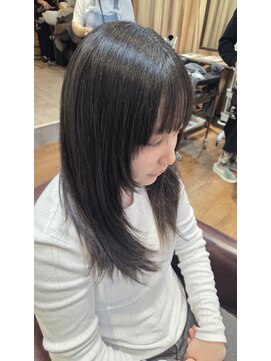 イズン(Idunn) セミロングレイヤー