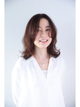 キミドリ(KIMIDORI) センターパートひし形レイヤーミディ【恵比寿KIMIDORI】