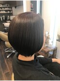 "自然さ"を追求したショートボブスタイル