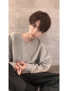 シン(syn) 無造作コンマヘア