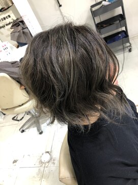 トータルビューティーサロン ディーグレース(TotalBeautySalon D.Grace) 前下がりボブ