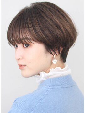 サーカス バイ ビュートリアム 青山(CIRCUS by BEAUTRIUM) 大人可愛い すっきり 丸み マッシュショート 手入れ簡単