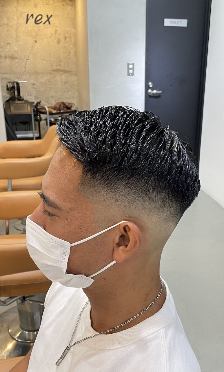 パンチパーマ/濡れパン/アイロンパーマ/フェードカット：L136506919