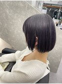 ダークグレー　ぱつっとボブ　モードヘア　韓国風　タンバルモリ