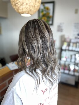 キュアスペース(CURE SPACE) バレイヤージュ