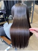 柔らかロングブラウンヘアスタイル【半個室/マンツーマン施術】