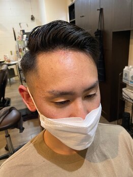 シーヘアーの写真/【平日深夜2時まで営業】残業後のお仕事帰りにも立ち寄れる！ベテランスタイリストがマンツーマンで対応◎