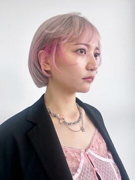 アルバム 銀座(ALBUM GINZA) ホワイトグレージュショートくびれヘア顔周りレイヤー_F50041