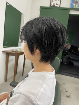 フー バイ セリナ(Fuu.by serina) ショートならこれ◎ スッキリひし形ショート