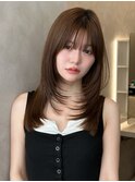韓国ヘアミディアムレイヤーカット顔周りレイヤーハッシュカット