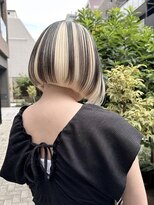 ヌエン 渋谷(NU/EN)&nbsp;冬/アンブレラカラー/ホワイトブロンド/ボブレイヤー/ミニボブ