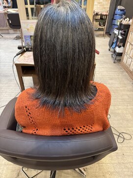 外ハネスタイル