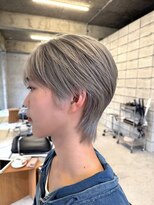 ルナバイルヴェール(LUNA by LeVert) 【韓国ヘア×メンズショート】