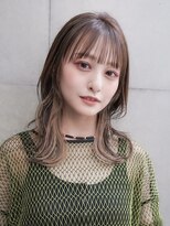 ギークス(GEEKS)&nbsp;【GEEKS渋谷】インナーカラー/セミロングレイヤー/夏カラー/小顔