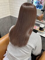 ルノン フィージュ(LUNON fieju)&nbsp;黒髪クラゲヘアーオリーブグレー小顔ココアベージュ