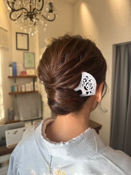 メレットバイホーム(Meret by Home) 和装ヘアアレンジ
