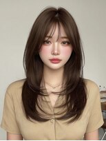 ソア バイ リコヘアーうるま(SOAR by lico hair Uruma)&nbsp;ヘーゼルベージュ/セミロングレイヤー/夏のヘアアレンジ