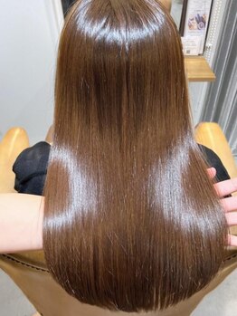TREAT HAIR DESIGN 新鎌ヶ谷店 【トリート】【11/9 NEW OPEN（予定）】の写真/【新導入】TREATの髪質改善ストレート!今までのストレートよりも柔らかく毛先まで潤いを実現！新鎌ヶ谷