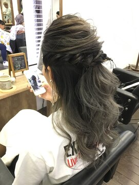 ルーツアイリー 心斎橋(ROOTS IRIE) 20代30代◎大人かわいい☆お手軽ハーフアップ