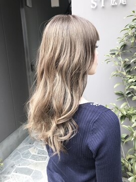 リバレッジ 広尾(Leverage) とろみベージュ