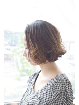 ヘアアンドメイク ムーア(Muuua) 切りっぱなし外ハネボブ