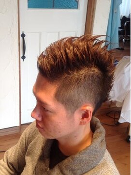 ブブグラスヘアー パンクヘアーモヒカンスタイル