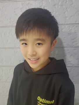 ルナ 深沢店(LUNA) キッズカット(４)～サッカー少年ツーブロック