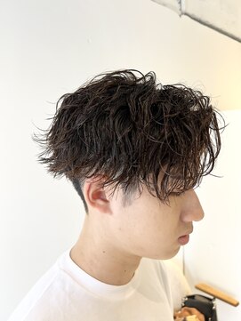 エイト 北千住店(EIGHT) 刈り上げ2way波巻きパーマ【EIGHT北千住】