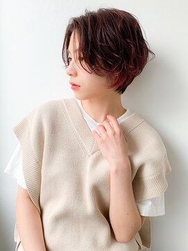 ネイヴィル オモテサンドウ(navile omotesando) センターパート×ハンサムショートパーマ