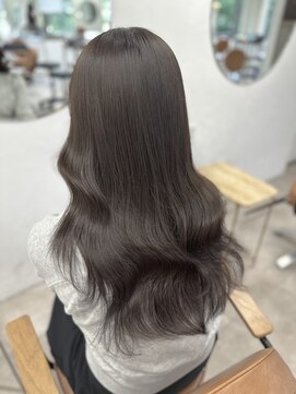 ムク 新宿(muc) クリアグレージュ