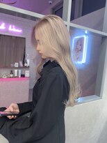 ロンド レア 天神大名店(Lond Le’a)&nbsp;天神大名ダブルカラーケアブリーチハイトーンホワイトベージュ