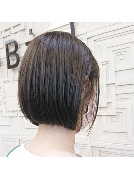 キッカ(CHICCA) ミニボブ