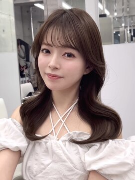 フォンズ(FONS) 人気ミディアムレイヤー くびれヘア 韓国ヘア