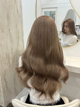 ラビス 池袋(Lovis) 《鳥越》ワンレン/小顔[エクステ/インナーカラー/韓国/池袋]