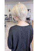 20代30代40代小顔ハンサムショートホワイトブロンド