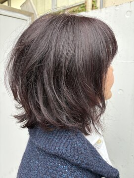 エヴリンアンドペイジ(Evelyn&paige) ボブスタイル(癖毛アレンジ)