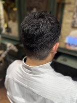 モナン(monan)&nbsp;バーバースタイル/刈り上げショート/爽やか