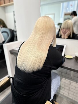 カラ ヘアーサロン(Kala Hair Salon) ブロンド