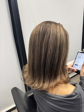 パヌポン(PANUPON) ハイライトバレイヤージュケアブリーチダブルカラーベージュ