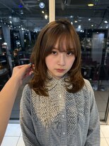 アクアオモテサンドウ(ACQUA omotesando) △ウルフカットレイヤーカットハッシュカットオリーブベージュ