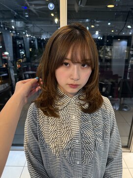 アクアオモテサンドウ(ACQUA omotesando) △ウルフカットレイヤーカットハッシュカットオリーブベージュ