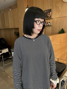 パークホワイト 代官山(PARK White) 切りっぱなしボブレイヤーウルフハッシュカット