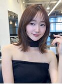 顔まわりレイヤー/くびれレイヤーミディアム/外ハネミディアム