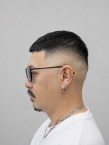 スター(STAR)&nbsp;20代30代短髪スキンフェードフェード刈り上げショート