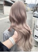 ミルクティーを超えたホワイティベージュ◎
