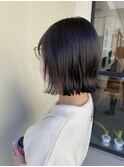 切りっぱなしボブスタイル